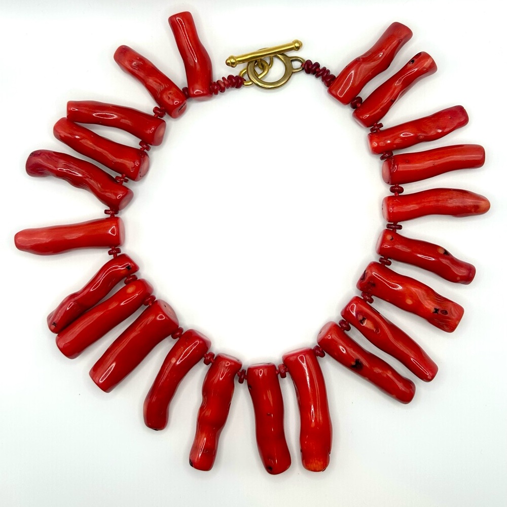 JADED Red Branch Coral Necklace Gold Tone Toggle Statement Piece